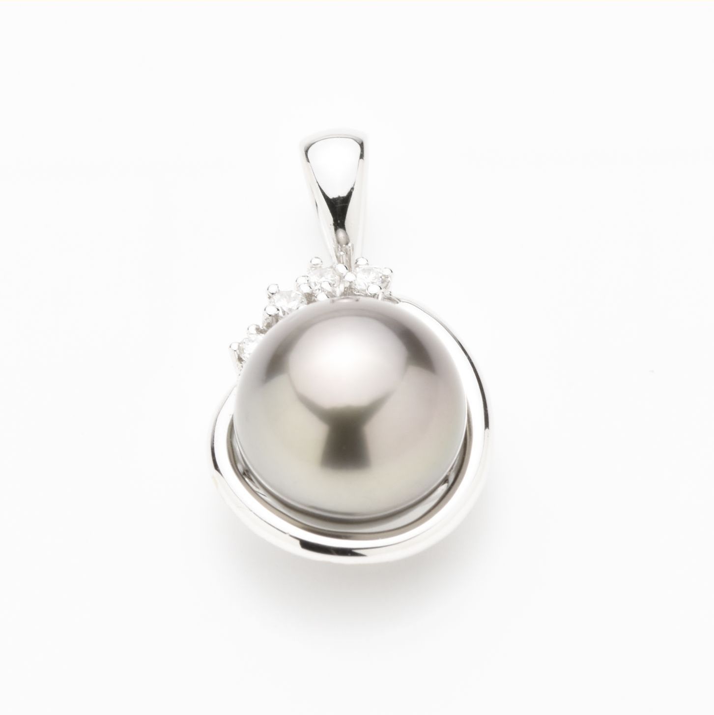 Anhänger | 585/000 Weißgold | Perle | Brillanten